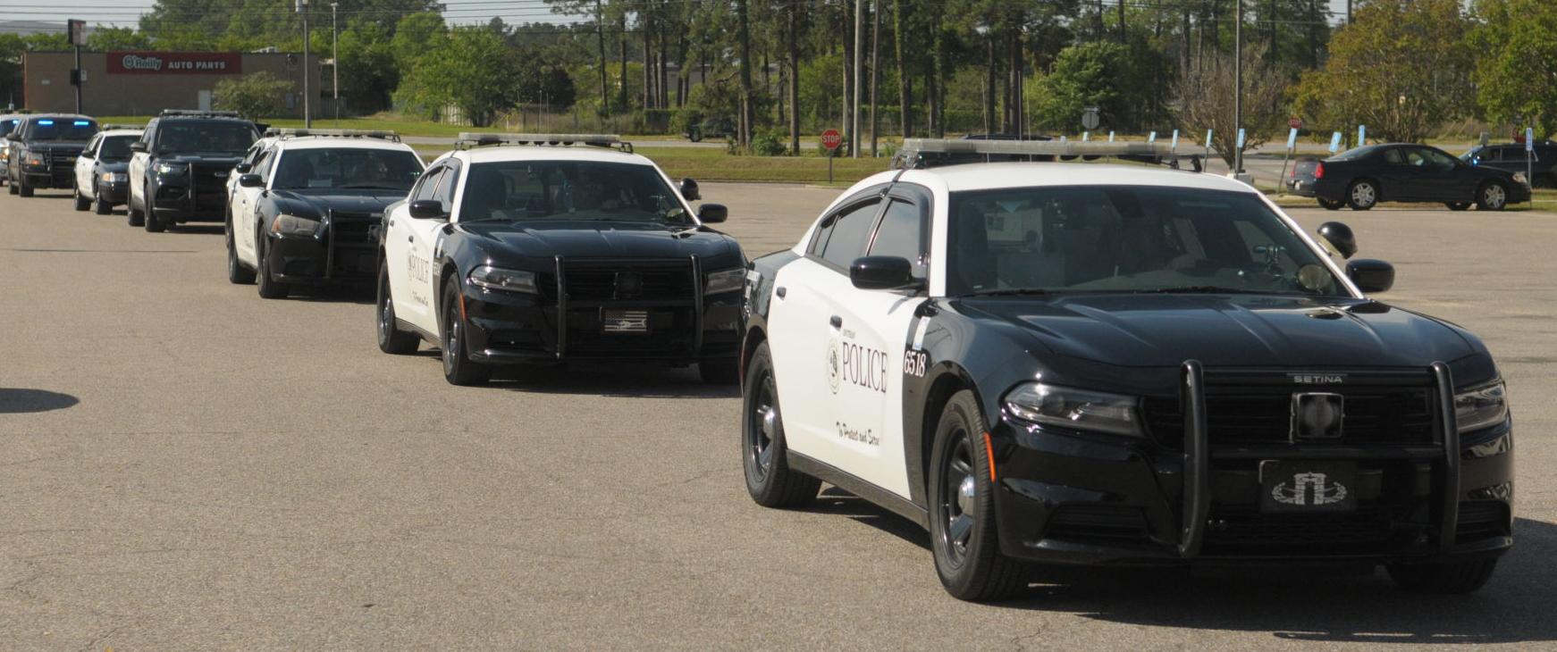 First responders give rolling salute to local health care workers